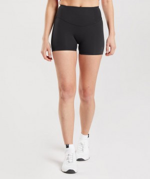 Dámské Kraťasy Gymshark Studio Černé | 31805-ZISU